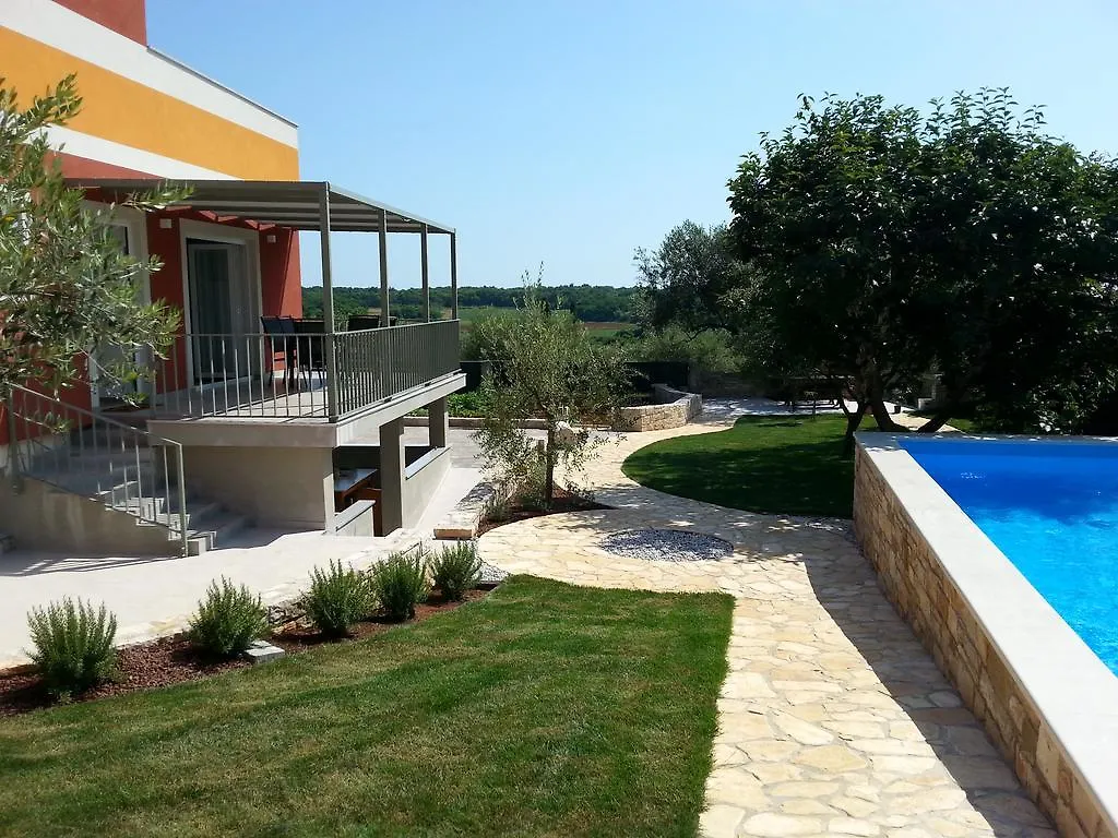 סבודרייה Summer Delight Apartments
