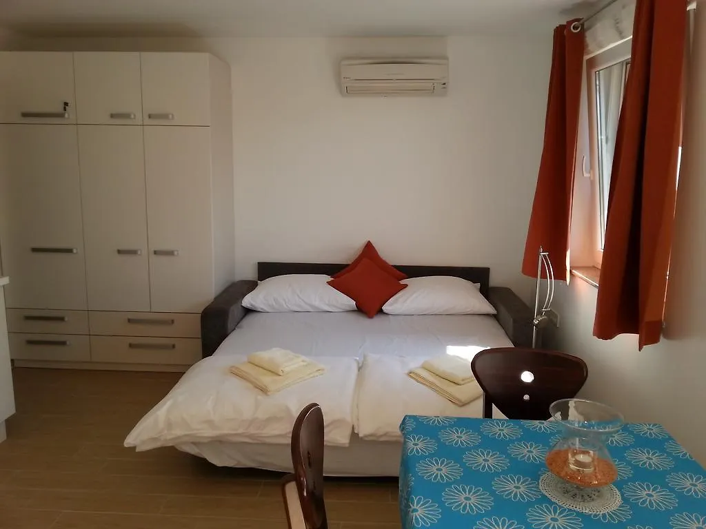 סבודרייה Summer Delight Apartments קרואטיה