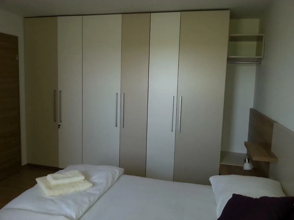 סבודרייה Summer Delight Apartments קרואטיה